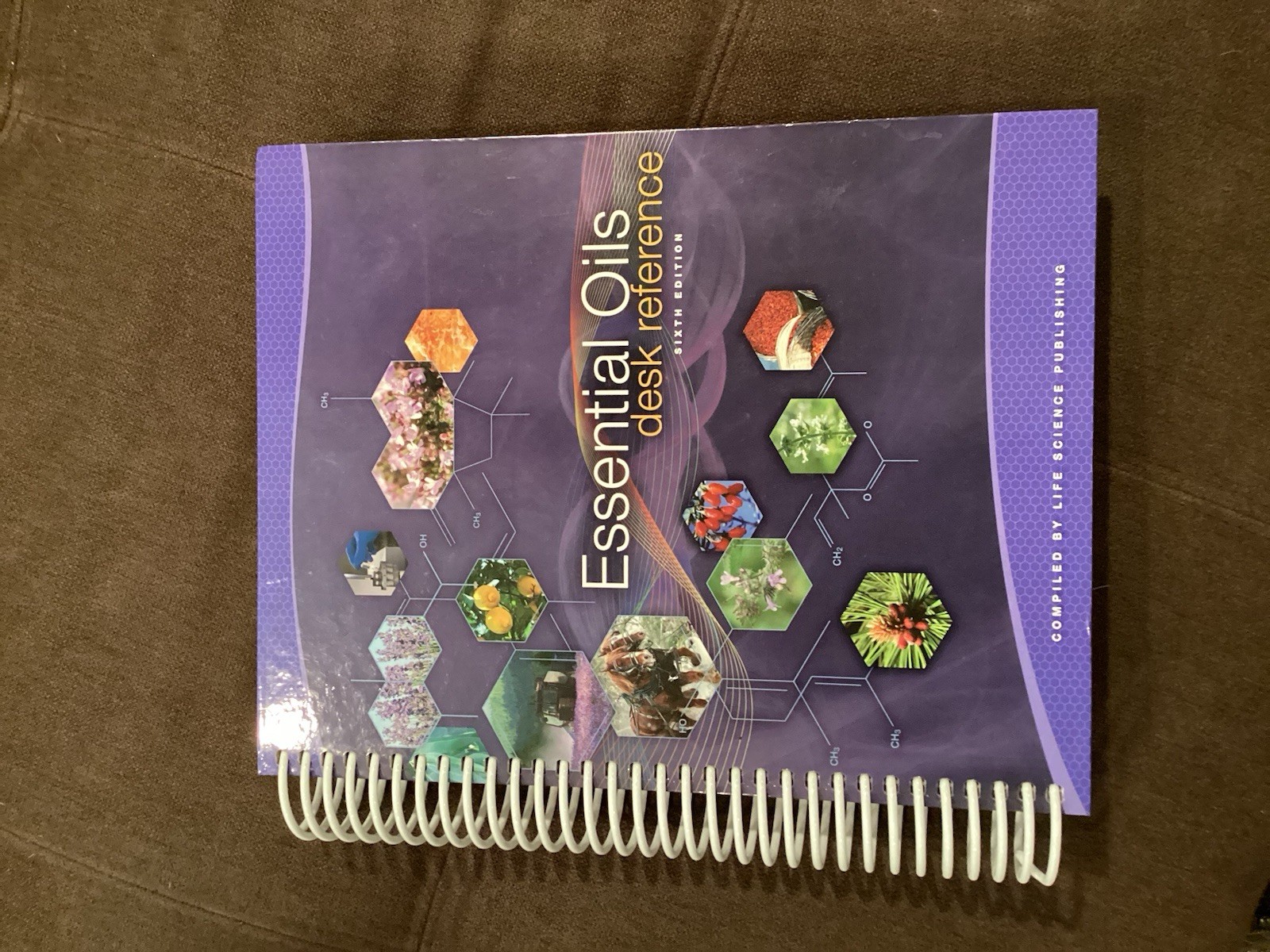 S Desk Reference 6th Edition (hardcover) Spiral Bound