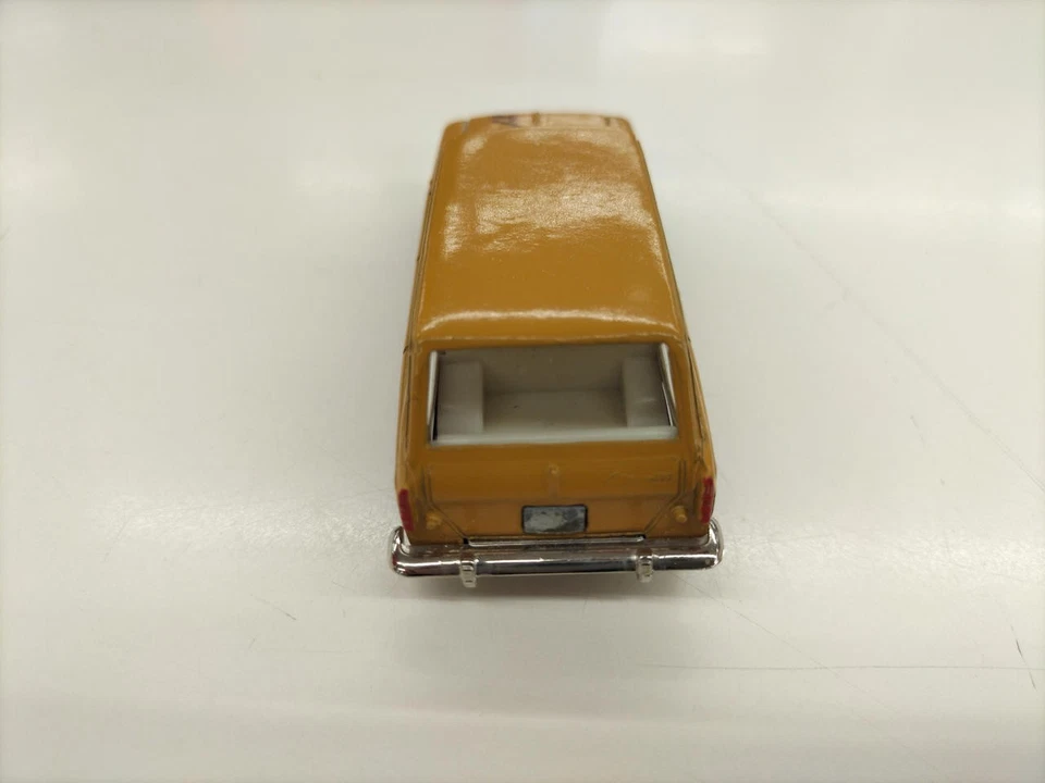 Novoexport Cccp 1/43 Moskvich-426 - Image 3 of 4