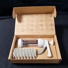Pampered Chef Cookie Press 1525 In Original Box