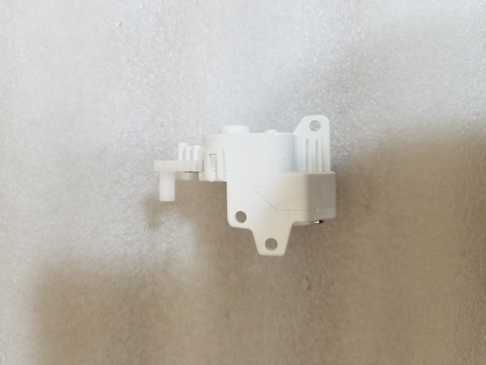 EAU59551208 OEM New LG Refrigerator Ice Dispenser part Motor LRSXS2706S