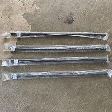 78-84 for Toyota Starlet KP60 KP61 3D door belt weatherstrip rubber seal