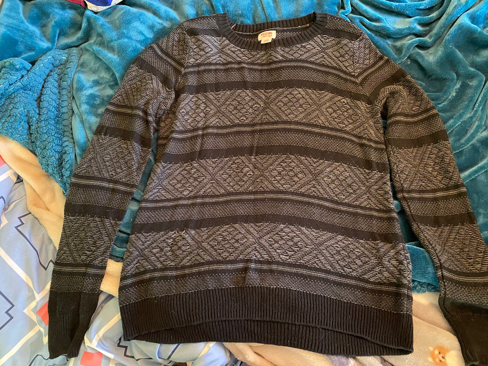 gray patterned sweater size 