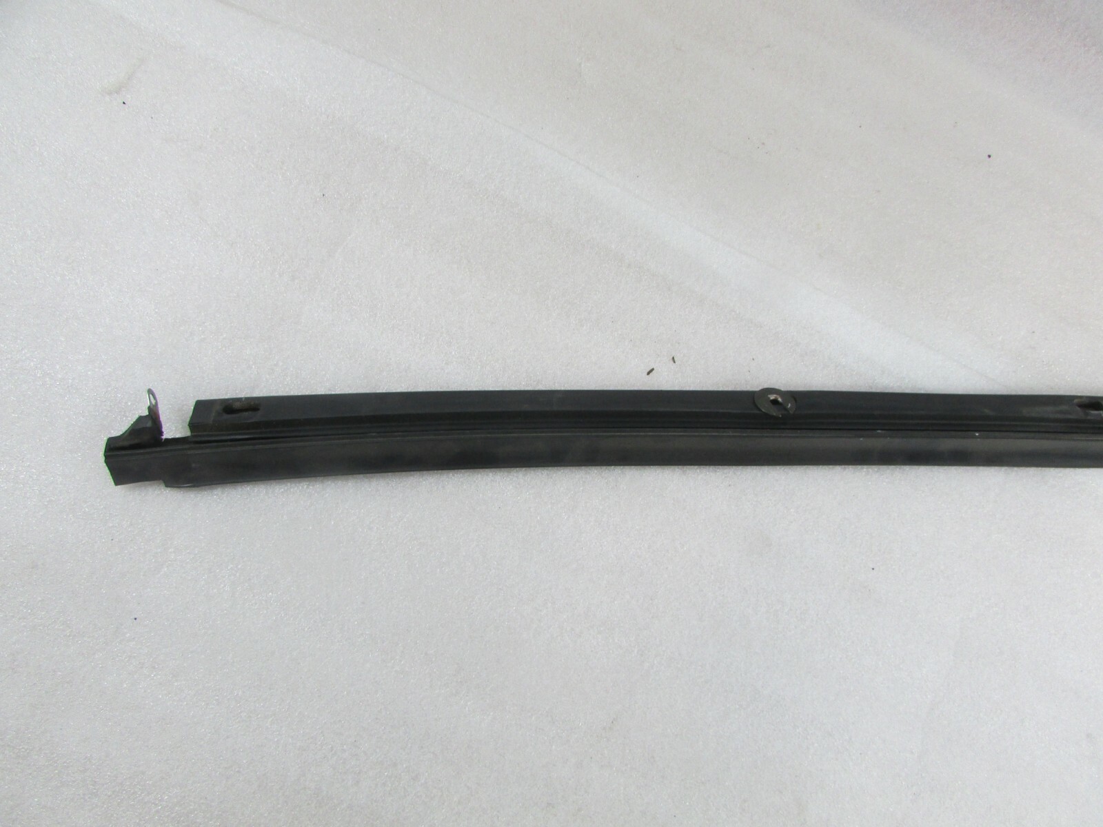 Ferrari 456, LH, Left, Outer Glass Scraper, Used, P/N 65432500