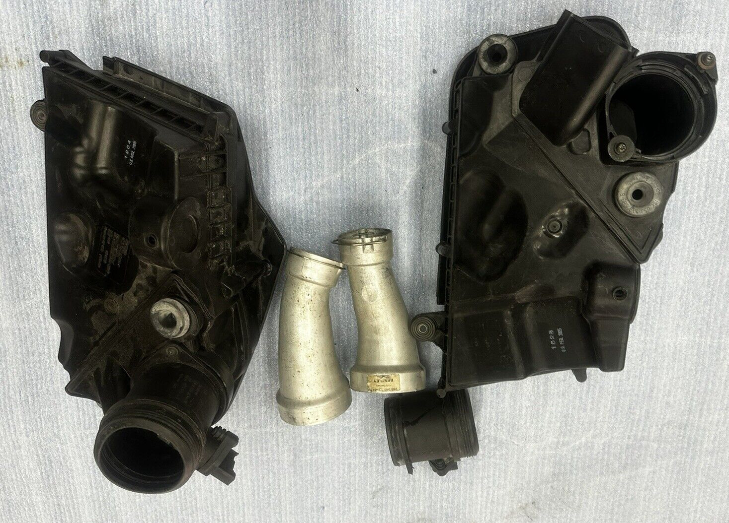03-12 Bentley Continental GTC GT 6.0L Left Side Air Intake Cleaner Box OEM 62k
