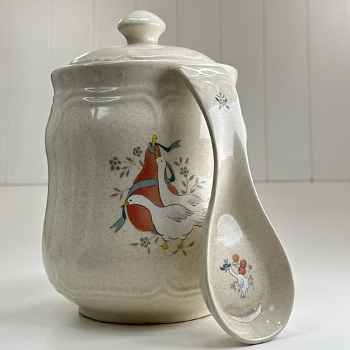 Vintage International China Marmalade Goose Pear Stoneware Canister with Spoon