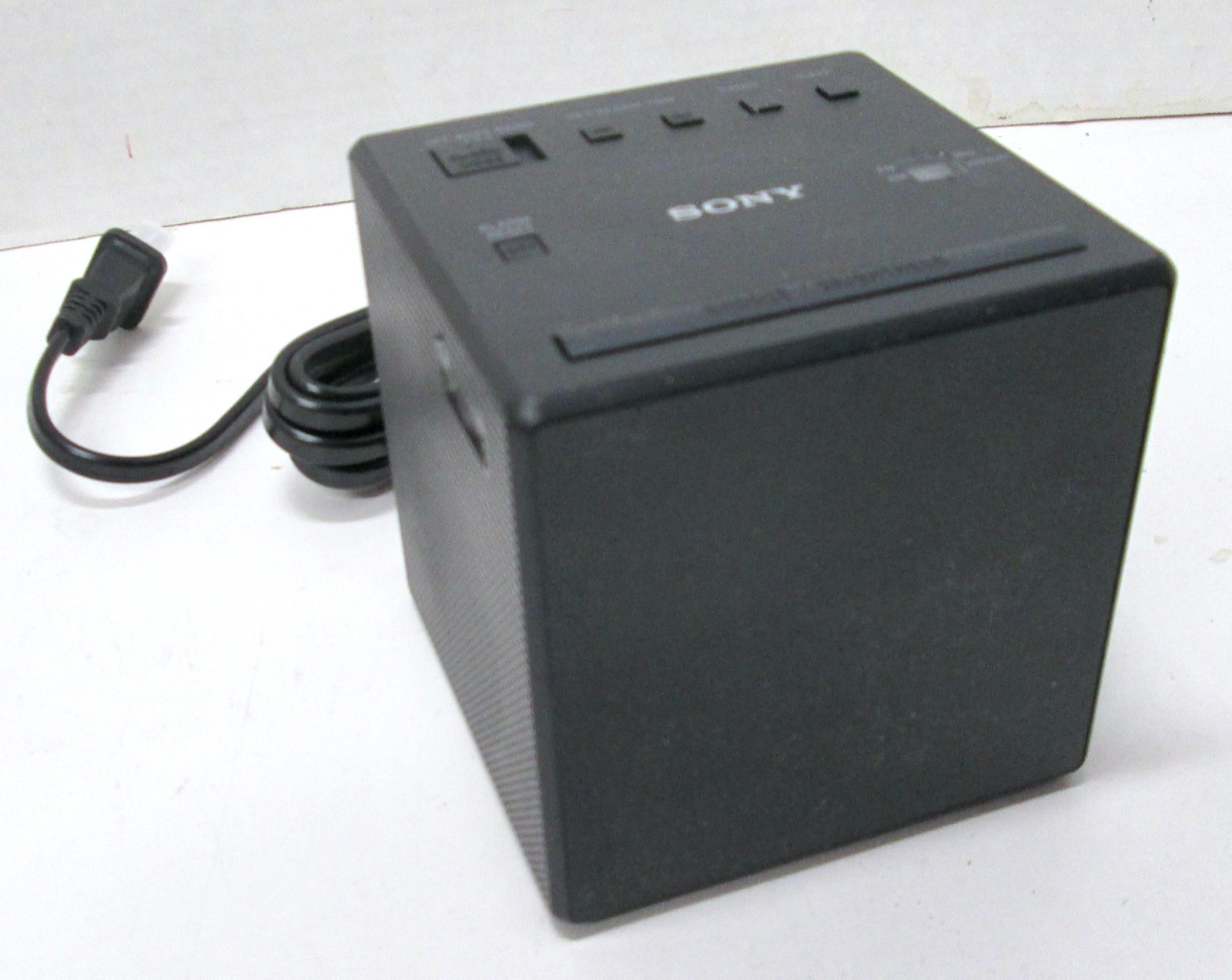Sony ICF-C1 Alarm Clock Radio AM/FM LED Display ICFC1 in Bla