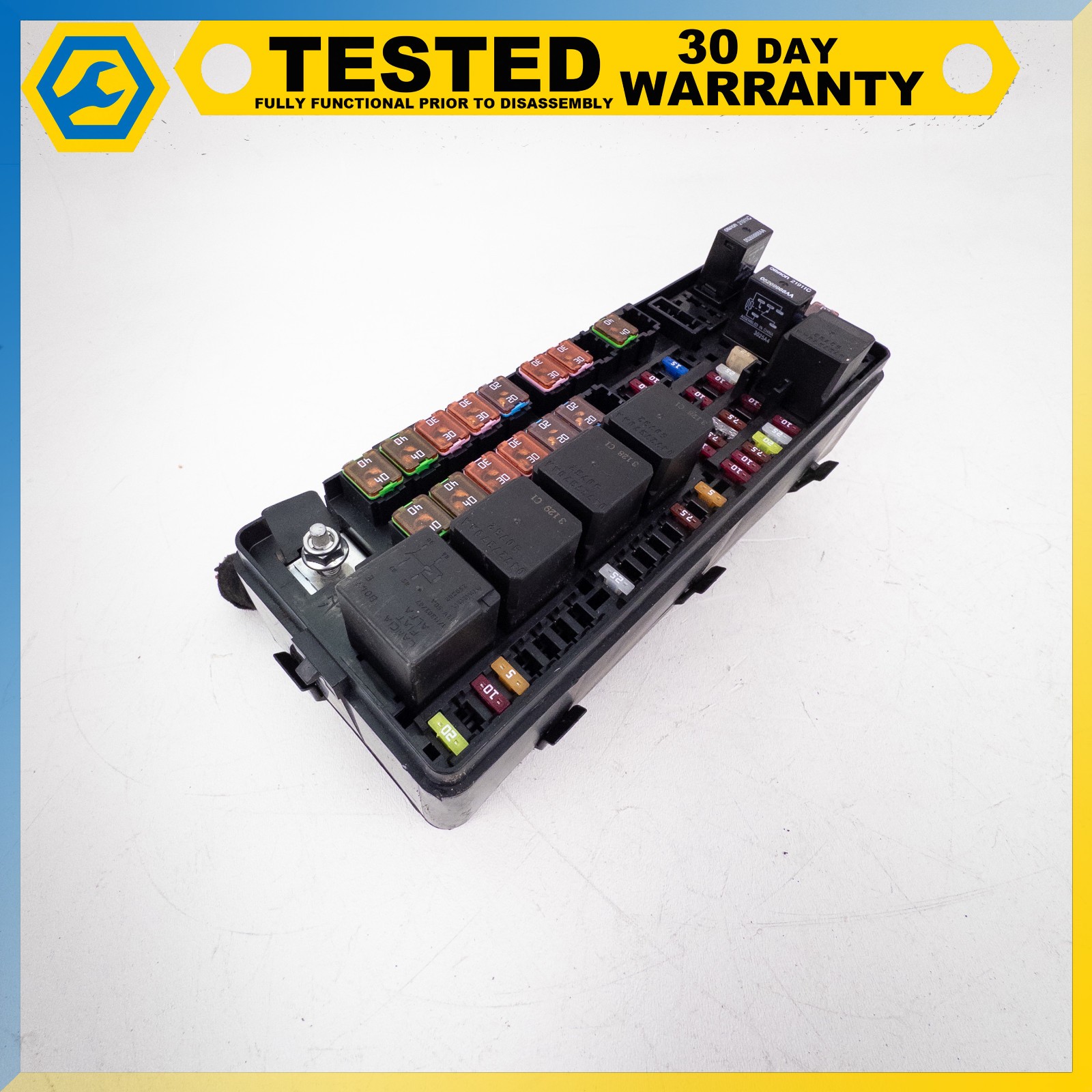 14-24 MASERATI GHIBLI QUATTROPORTE REAR FUSE RELAY BOX JUNCTION TERMINAL OEM