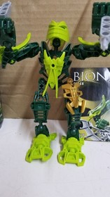 LEGO BIONICLE Stars 7117 GRESH with Manual Golden Armor Piece Canister
