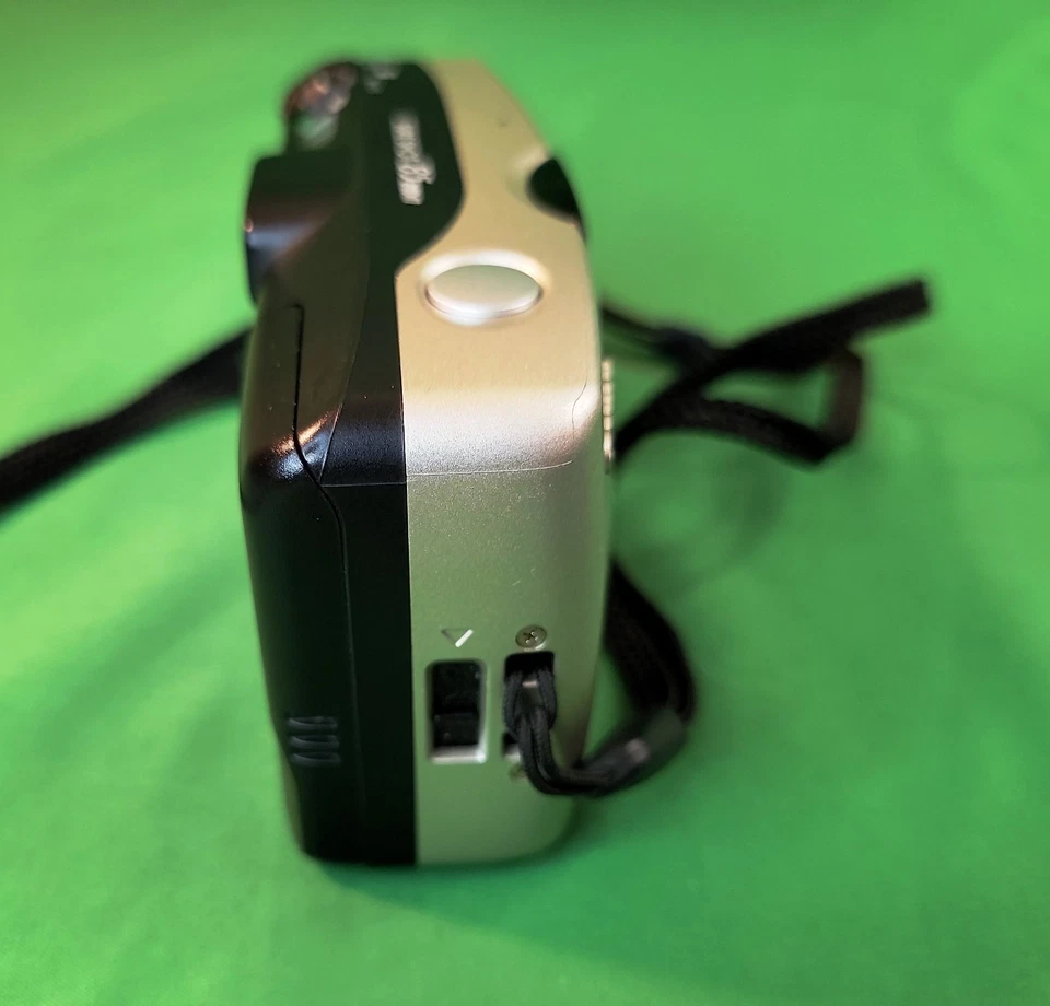 Canon SURE SHOT 85 Zoom Date 35mm Point And Shoot Film Camera Tested - Image 3 of 4