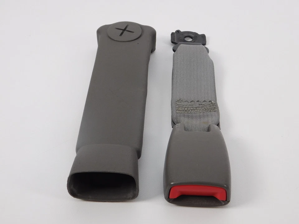 ✅ 2001 - 2007 Chevrolet Express GMC Savanna ремня безопасности пряжка спереди под правую руку OEM - Изображение 2 из 4