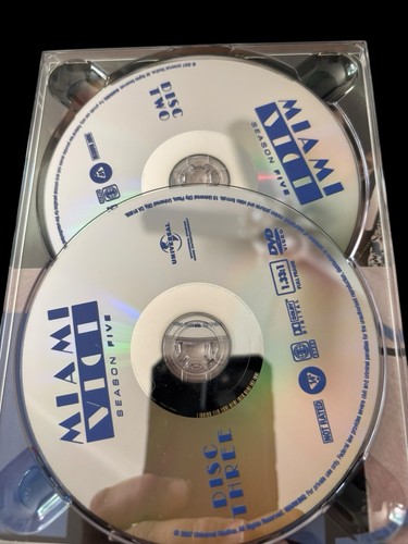 Miami Vice: Season 5 Universal Studios- Complete CIB Pre-owned - Picture 5 of 9