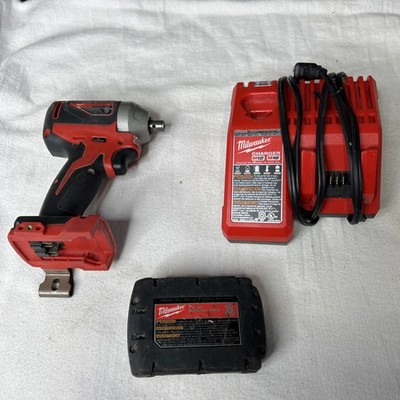 Milwaukee M18 18V 1/4'' Hex Impact Driver Kit (2850-20) w/ Battery & Charger
