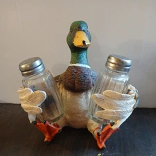 River's Edge Products Mallard Duck Hunting Cabin Salt and Pepper Shaker Set sk-a