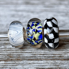 TROLLBEADS Lot of 3 Black White Blue Yellow L...