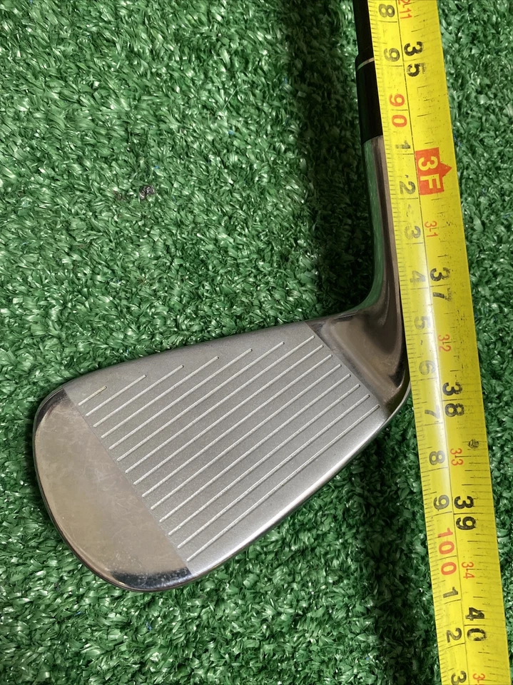 Taylormade R11 6 Iron Fujikura Motore 65g Graphite Regular Flex RH - Image 3 of 4