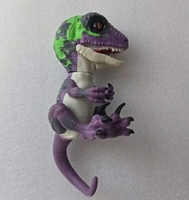 Fingerlings Untamed Razor Raptor Purple  Green Interactive Toy - WowWee - WORKS