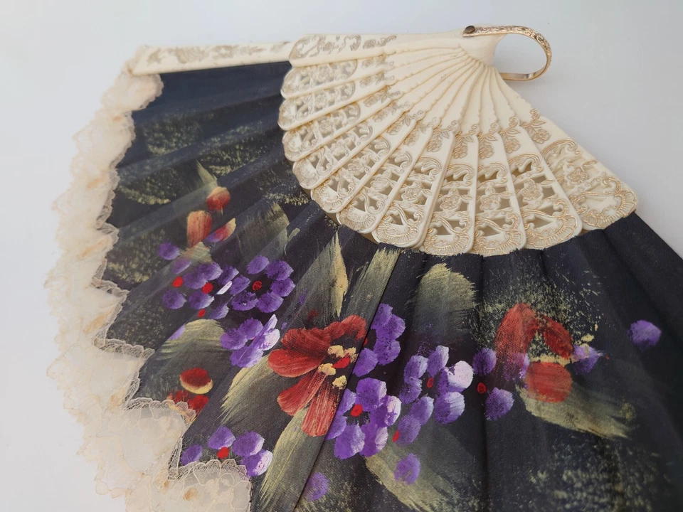 Abanico de Mano Giner Vintage con Encaje y Diseño Floral - En Caja Original Foto 3 de 4