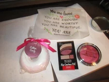 GIFT BAG SET Revlon PhotoReady Eye Contour Kit #540 VIVID HIGHLIGHTER BATH FIZZY