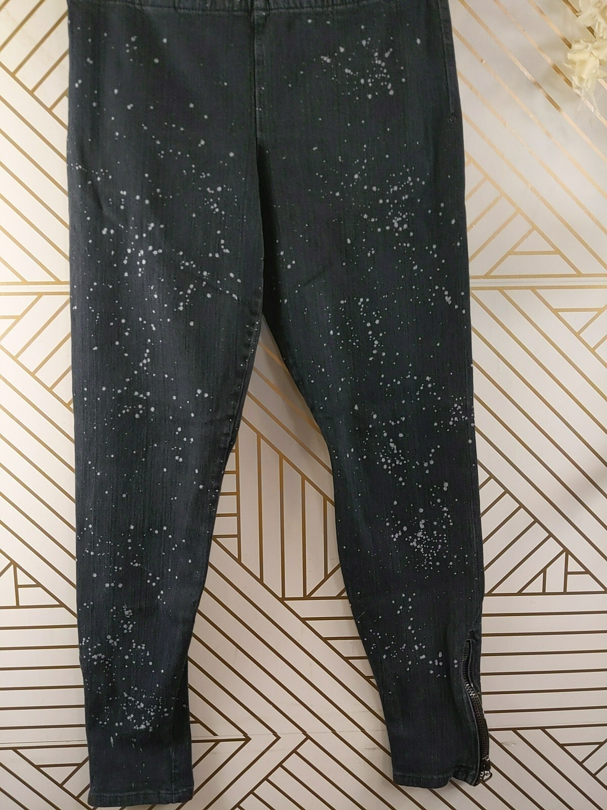 Joe’s Jeans LEggings Black Splatter Paint Jeggings Pull On Ankle Zip SZ