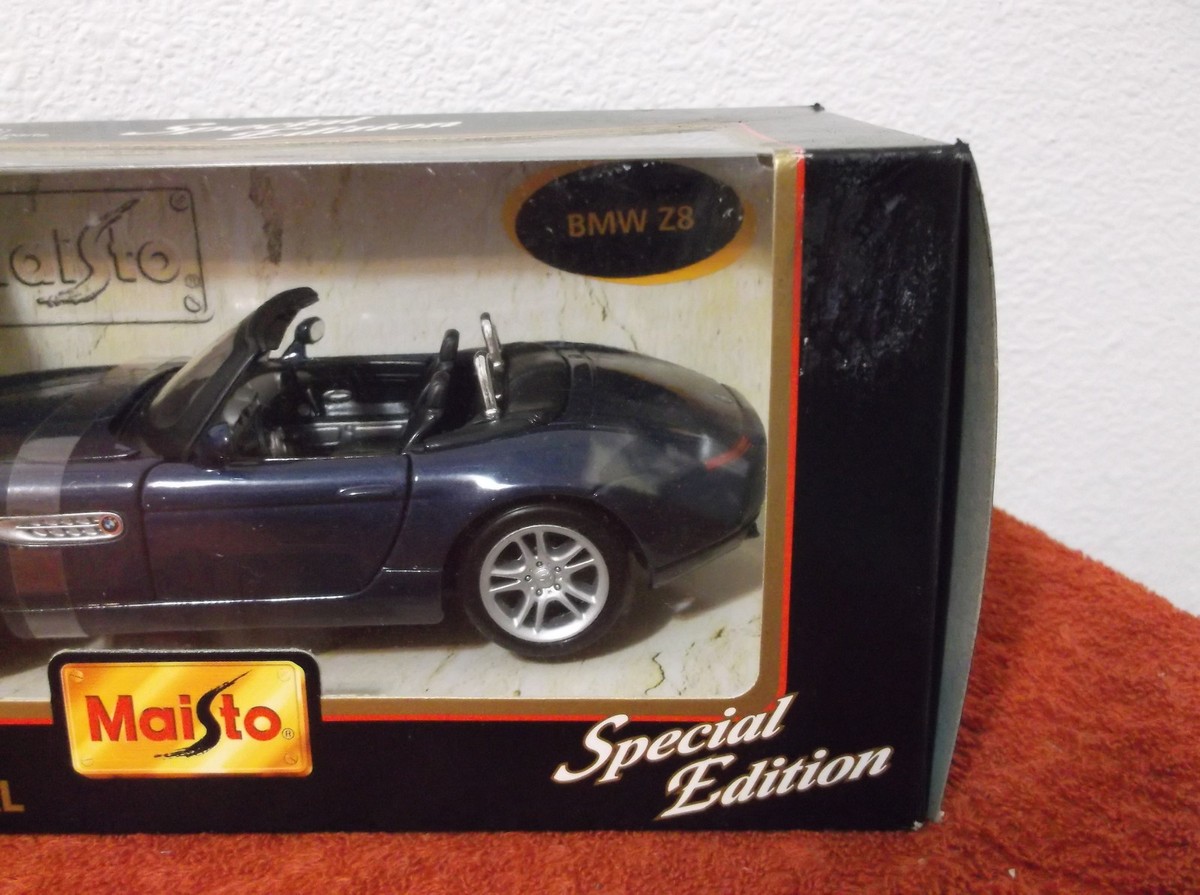 マイスト　BMW Z8 BMW Z8 Diecast Car Model 1/24 Black Die Cast Car Model by