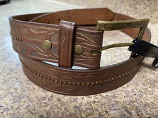 Brown Geniune Leather Belt God Buckle With Gold Dots Embossed Size M 34” New