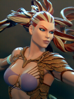 Statue FATHOM KIANI mit EINEM Defekt - Mike Turner Aspen Comics Nr.361/1200