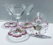 Set of 4 Beautiful  Glasses with Coaster