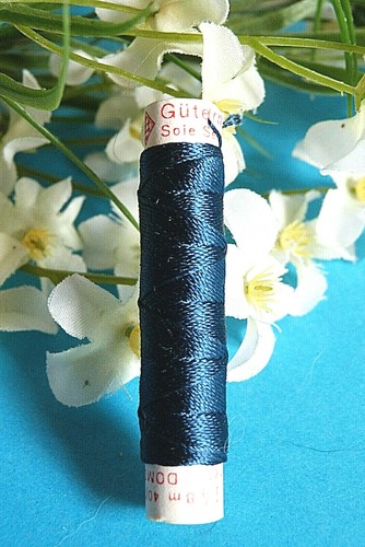 1070B / Superb Coil Drawstring Silk Gutermann " Blue Royal " N° 14 - Picture 1 of 2