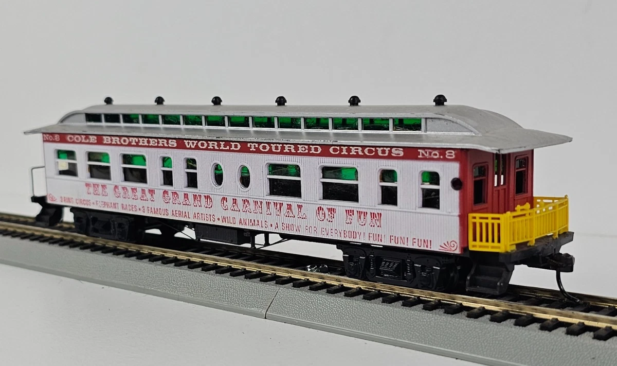 Lot De 4 Wagons Américains Réfrigérants Roundhouse – échelle N (1/160) – Occasion