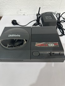 COMMODORE AMIGA CD32 CONSOLE BIG BOXED SUPER STREET FIGHTER TURBO 2 UFO ELITE