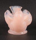 Boyd's Crystal Art Glass BIRD SALT #20 PINK CHAMPAGNE 8-14-79 Cherry Seed NOS — photo 5