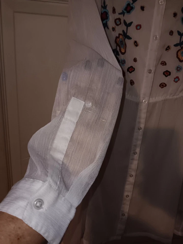 Euc Buffalo David Bitton White Sz L Embroidered Mini Dress - Image 4 of 4