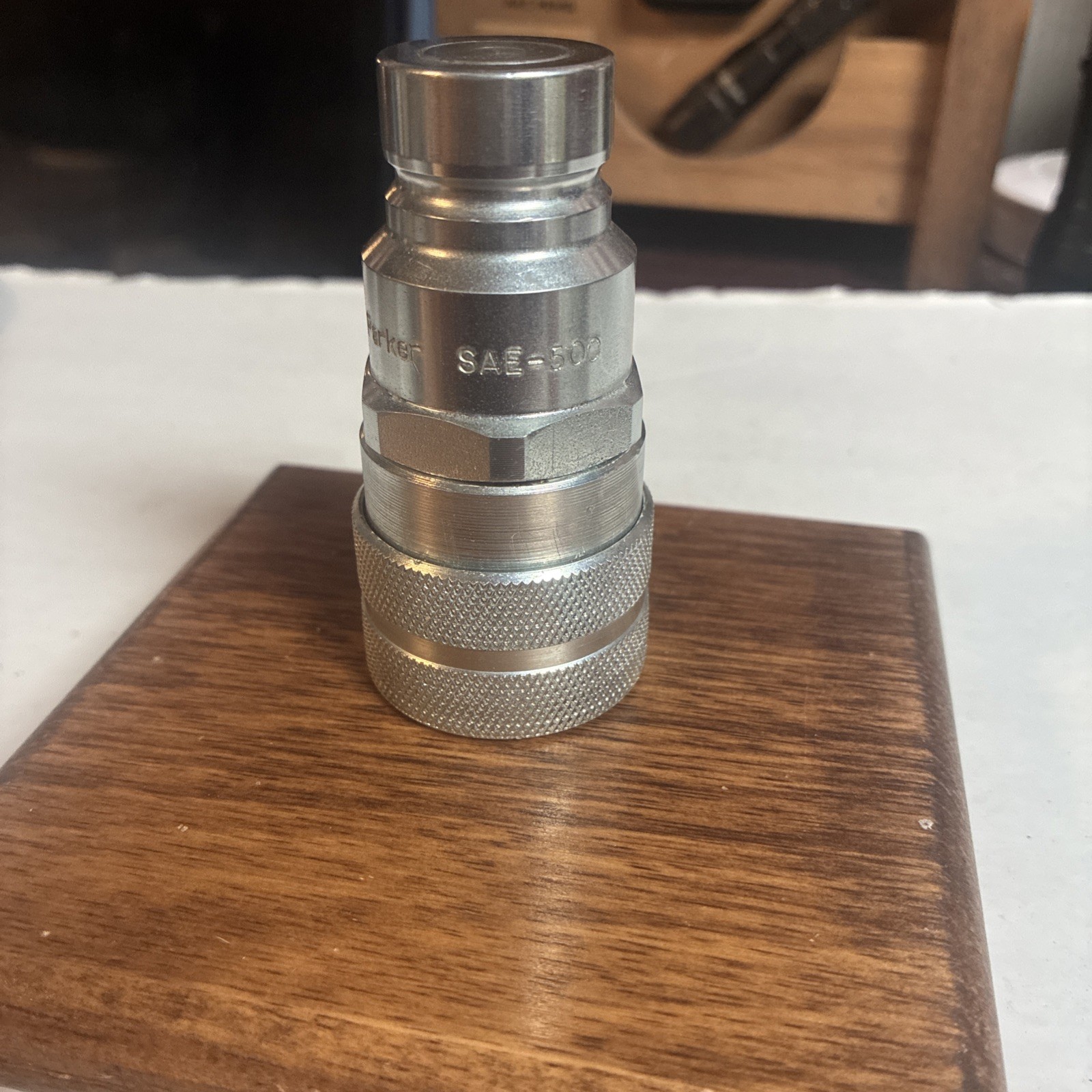 Parker Hydraulic Quick Connect Fitting SAE 500