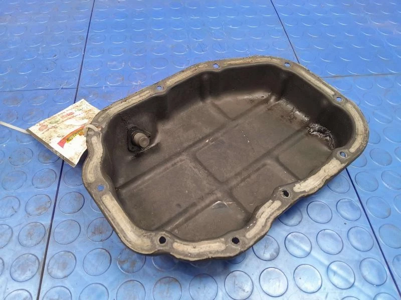 00-05 Mitsubishi Eclipse 3,0 L cárter de aceite inferior del motor genuino OEM MD320639 Foto 2 de 3