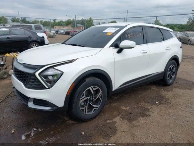 2023 KIA SPORTAGE Used Grille Upper Satin Aluminum Trim 3713124 Foto 2 de 4