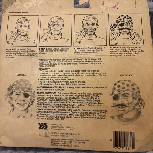 Vintage Halloween Creepy Creatures Pirate Disguise Makeup Kit 1992 - Picture 2 of 2