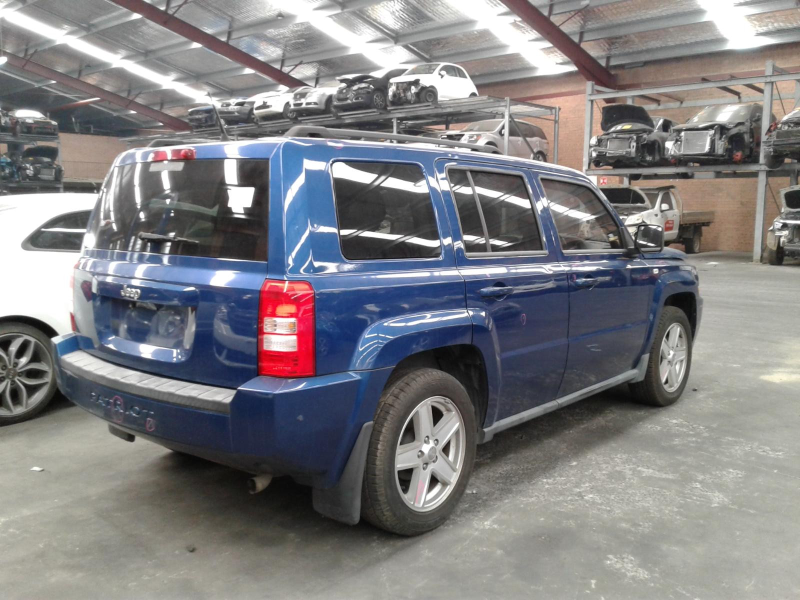 2010 Jeep Patriot FAN 2.4 PETROL MK 07/2007-04/2011 665228 image 4