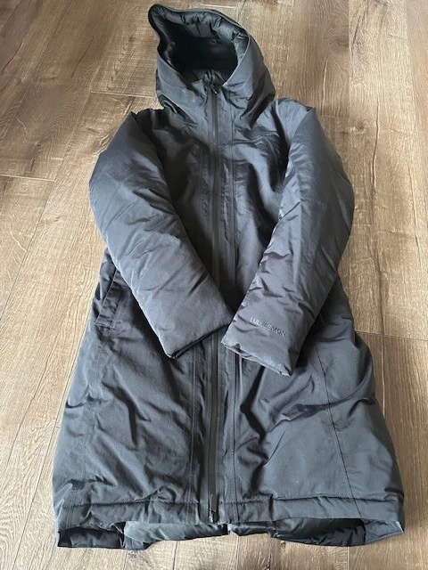 Lululemon Snow Warrior winter jacket size 4
Opens in a new window or tab