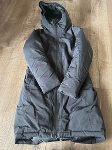 ルルレモン Snow Warrior ダウンジャケット 黒 6 Lululemon Snow