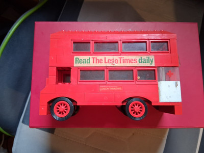 Lego Nr. 384 alter London Bus rot ''Read the Lego Times Daily'' komplett