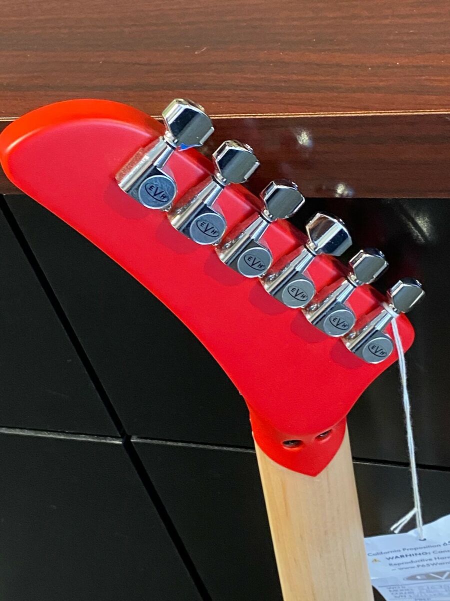 EVH Striped Series 5150 Red Black White Electric Guitar Van EVH Striped Series 5150 Red Black White Electric Guitar Van