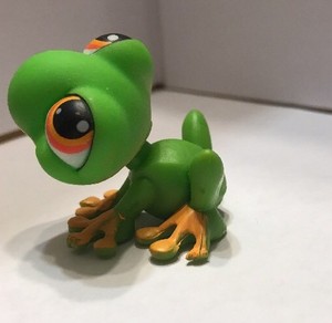 littlest pet shop frog