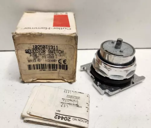 NEW IN BOX! CUTLER-HAMMER TERMINAL BLOCK 10250TA62