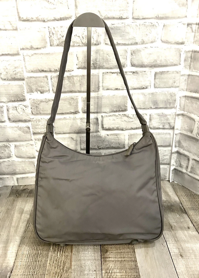 Bolso de Hombro PRADA SPORT Y2K Mediano GRIS GHIACCIO Tessuto NYLON # 42 ARTE: B8500 Foto 4 de 4