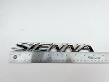 05-10 TOYOTA SIENNA REAR TRUNK LIFTGATE EMBLEM BADGE NAMEPLATE 7544208020