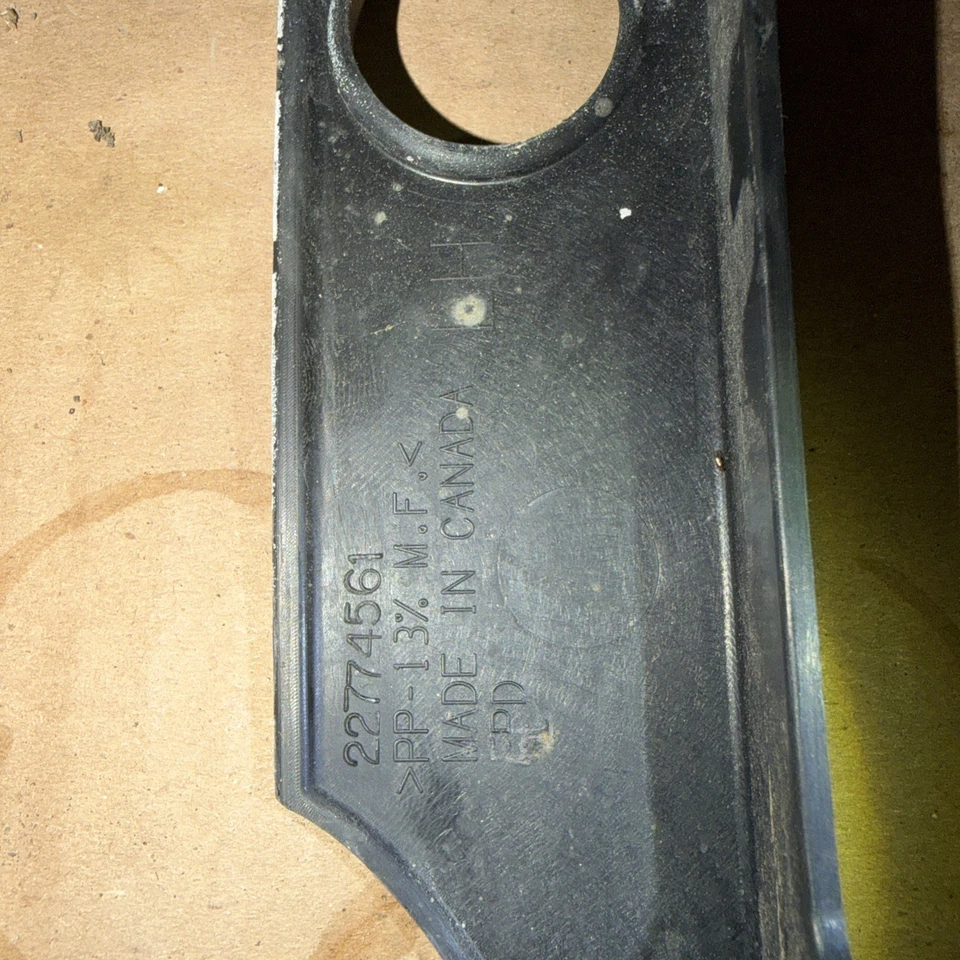 Chevy Chevrolet Volt 2011-2015 moldura de guardabarros superior diestro+derecho - 22774561. 22774562 Foto 2 de 4