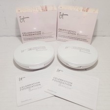 2 it Cosmetics Celebration Foundation illumin...