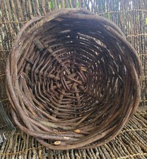 vintage Round willow basket Natural 9"x 5"