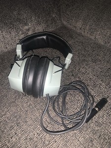 VINTAGE Realistic NOVA 16 Stereo Ear Cup Headphones 8 Ohm, Made in KOREA