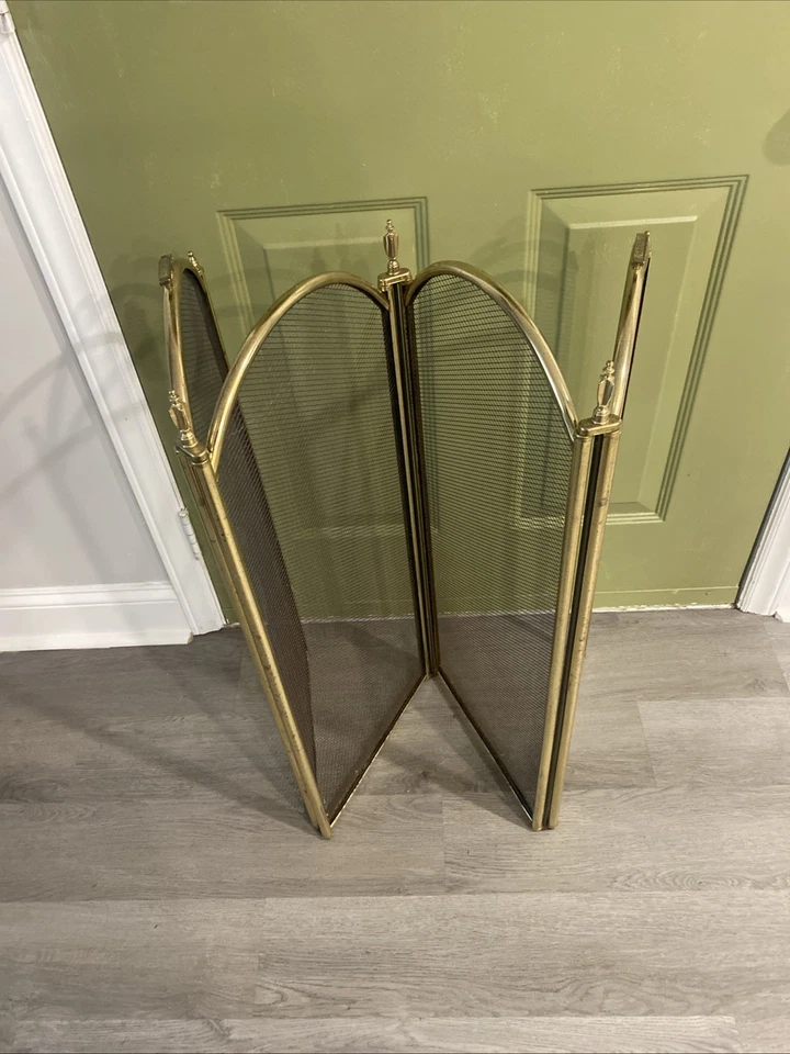 Vintage Brass Folding Fireplace Screen w/Black Mesh 4 Panels 1960s - Image 3 of 4
